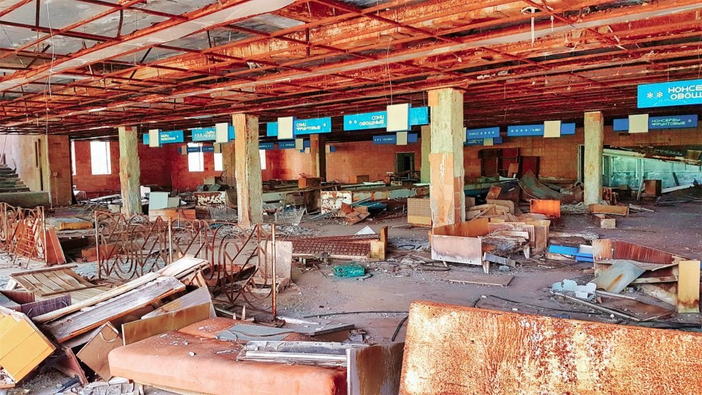 chernobyl pripyat interior supermarket wide