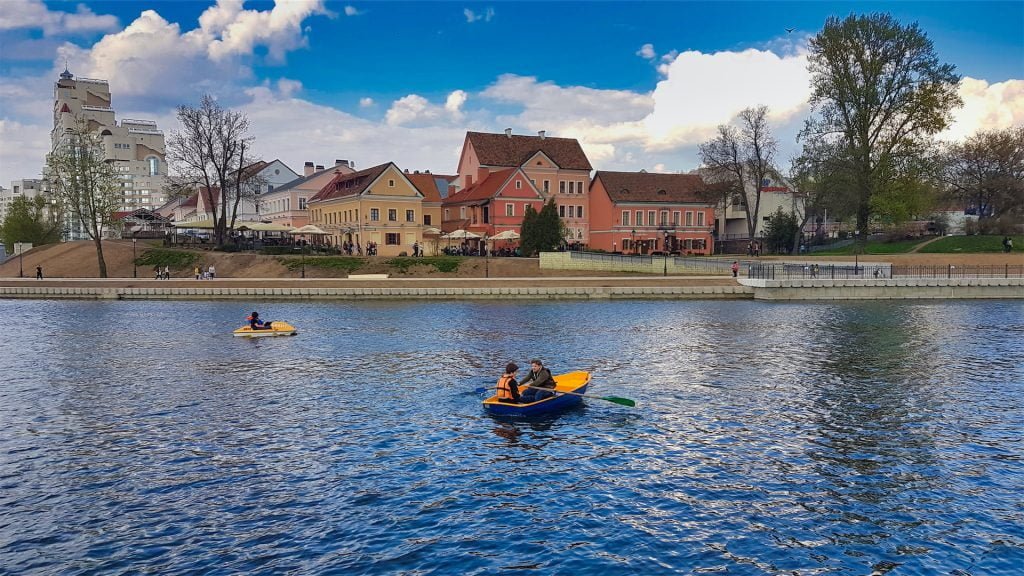 svislach river minsk boating image