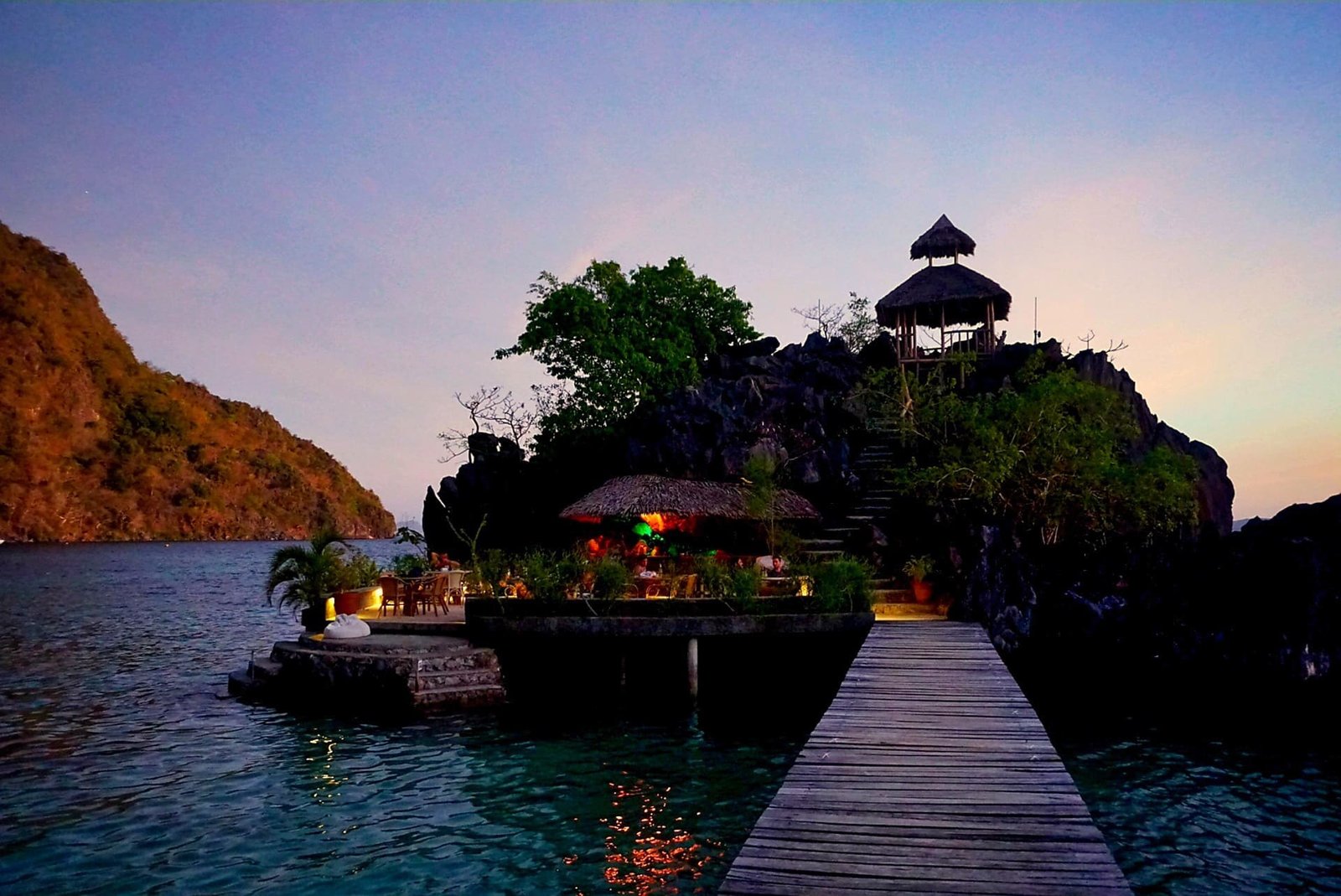 Sangat Island Dive Resort Bar Sunset