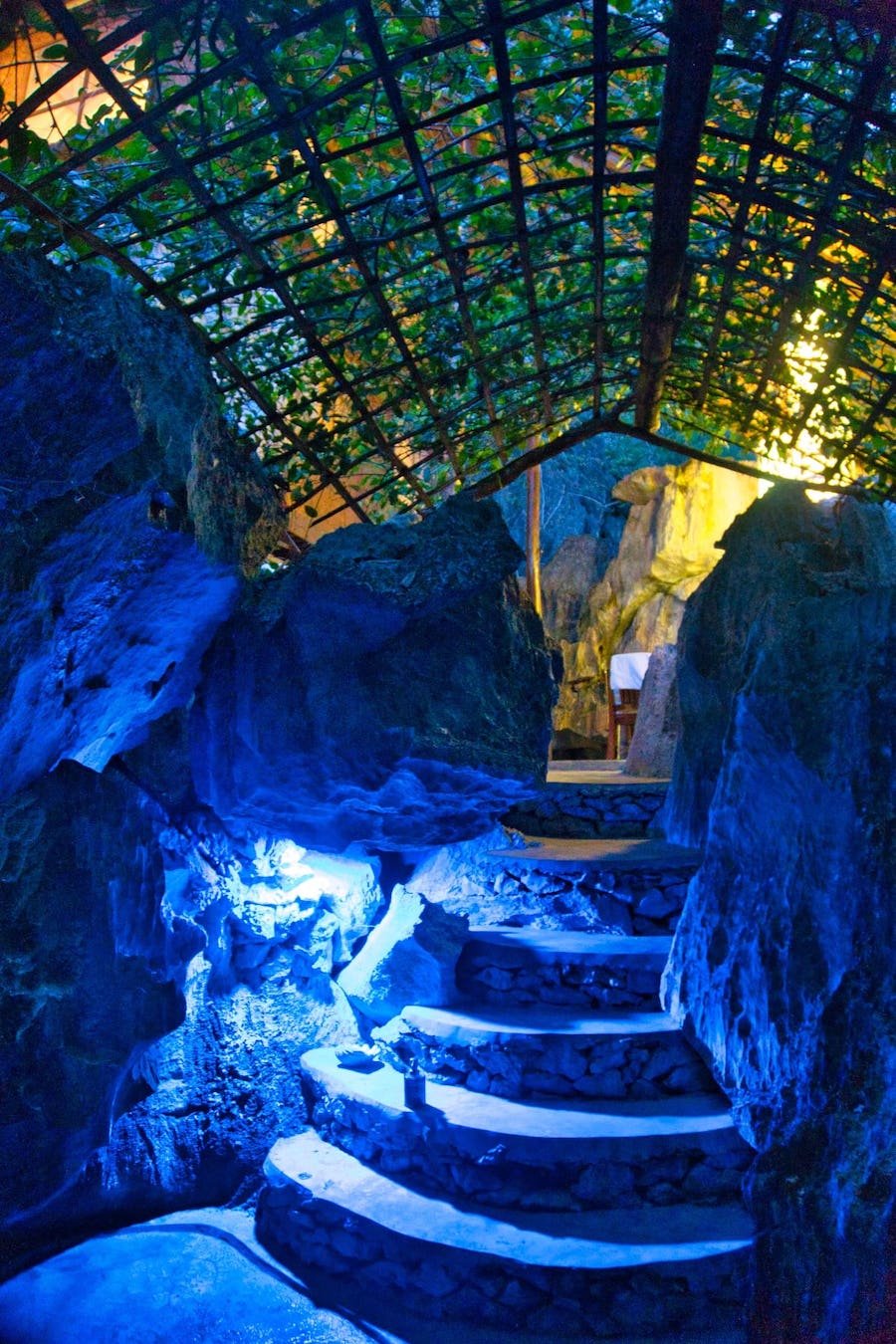Sangat Island Dive Resort Villa Rooms Cave Shower at night