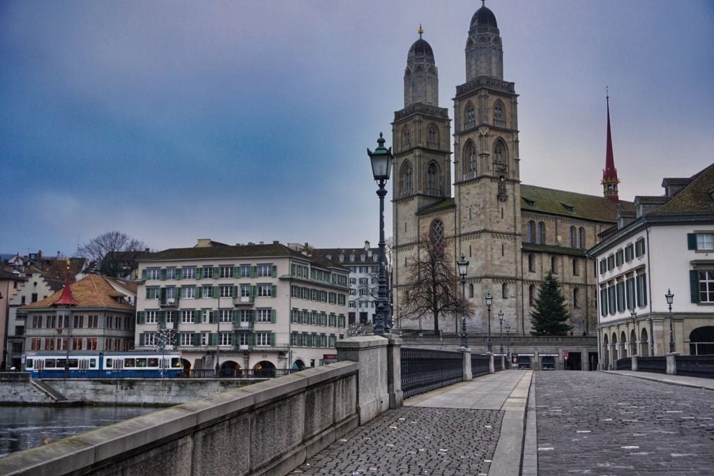 Zurich bridge tram