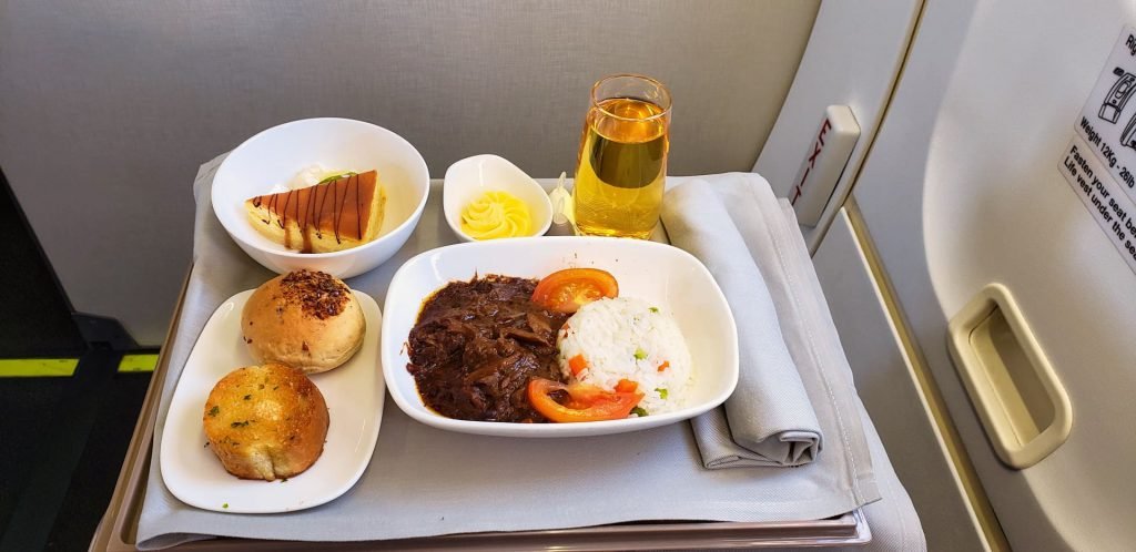 fiji airways ATR72 business class dining