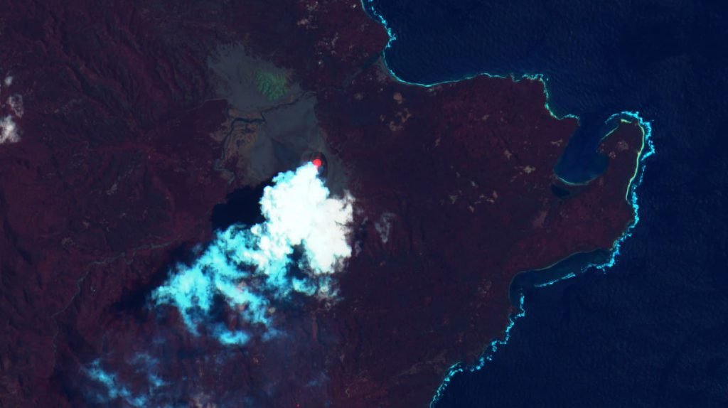 mount yasur thermal satellite image