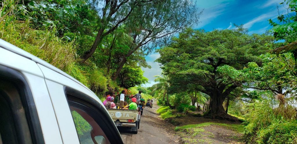tanna island vanuatu mt yasur road transfer car