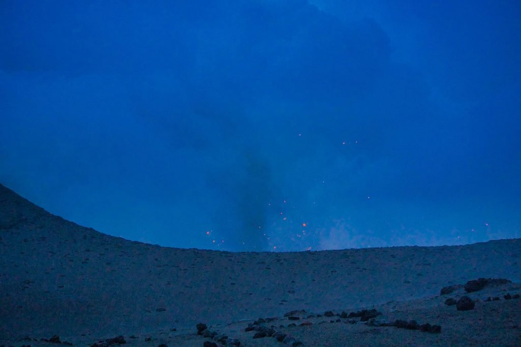 yasur volcano tanna vanuatu crater night lava bombs glowing