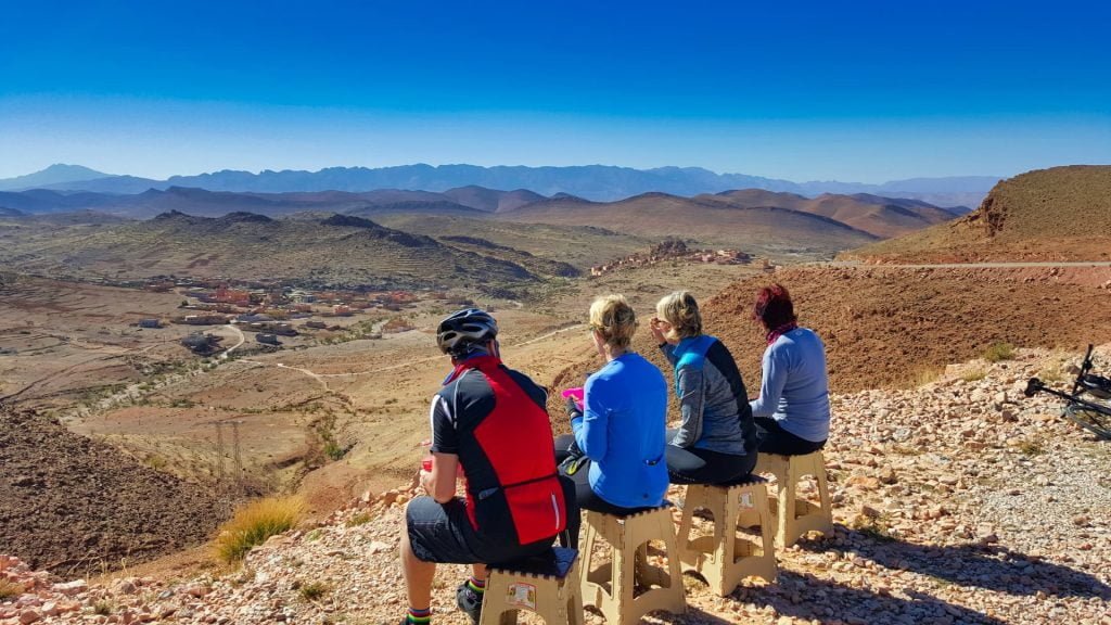 Cycle Morocco rest stop viewpoint